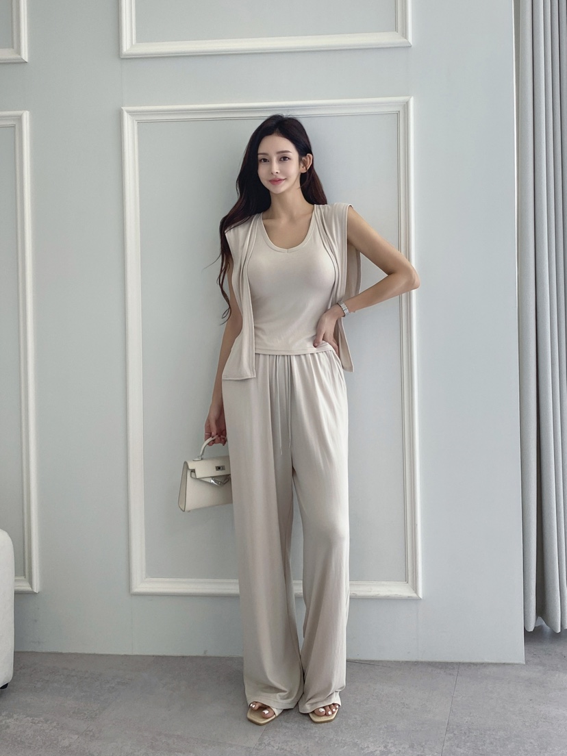 CLOTH東大門㊣直郵女裝新品推薦休閑人氣25秋冬套裝披肩套裝CLOTH套裝圖色2