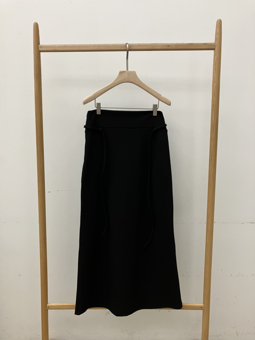 B_GARDER東大門㊣實拍女士新品職業真品25秋冬熱賣長裙含腰繩B.GARDER長裙圖色3