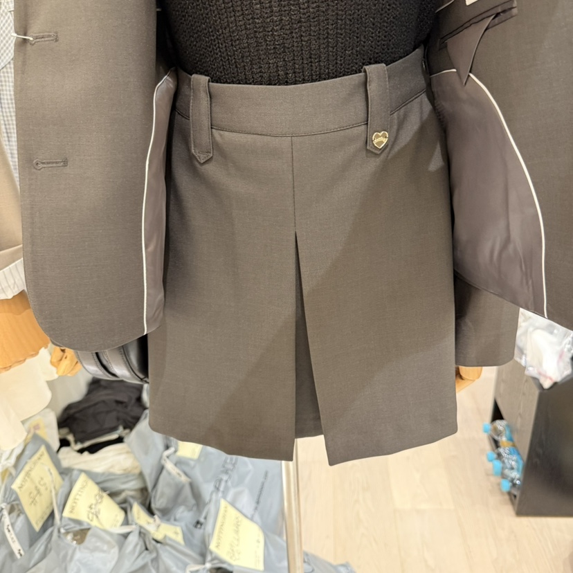 NOTTINGHAM東大門㊣直郵女裝新品職業25秋冬推薦時尚短褲羊毛NOTTINGHAM短褲圖色2