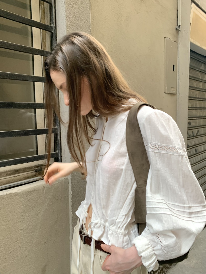 BLEECKER韓國代購㊣女裝新款職業熱賣推薦真品25秋冬襯衫蕾絲衫BLEECKER襯衫/蕾絲衫