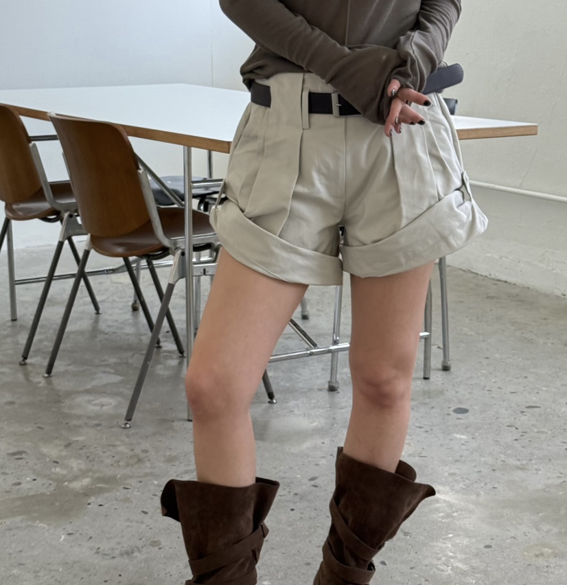 OVER NEAR東大門㊣代購女裝新款人氣25秋冬推薦短褲不含腰帶OVER NEAR短褲