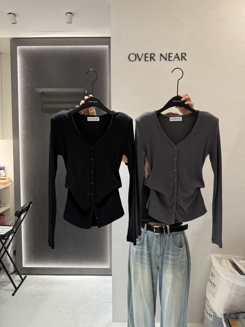 OVER NEAR韓國直郵㊣女士新品人氣職業25秋冬熱賣休閑長袖T恤OVER NEAR長袖T恤