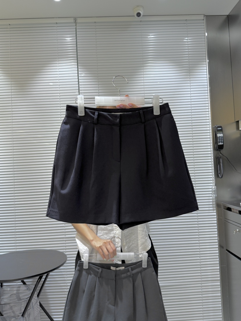 CM東大門㊣代購女裝新款25秋夏職業時尚熱賣真品人氣休閑短褲CM短褲圖色2