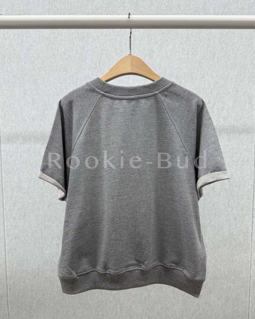 ROOKIE BUD東大門㊣直郵女裝新品人氣職業熱賣時尚25秋夏衛衣ROOKIE BUD-P衛衣