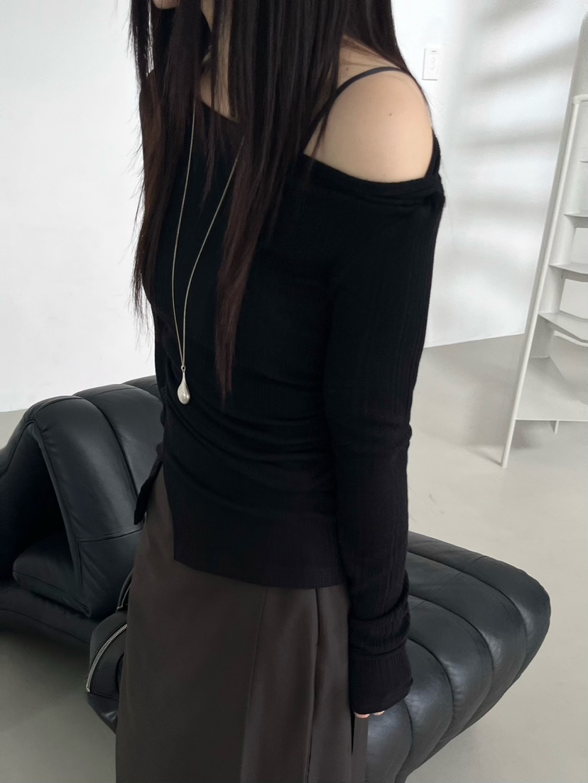 NEAR LEAP-P東大門㊣代購女裝新款熱賣25秋夏人氣長袖T恤NEAR LEAP長袖T恤