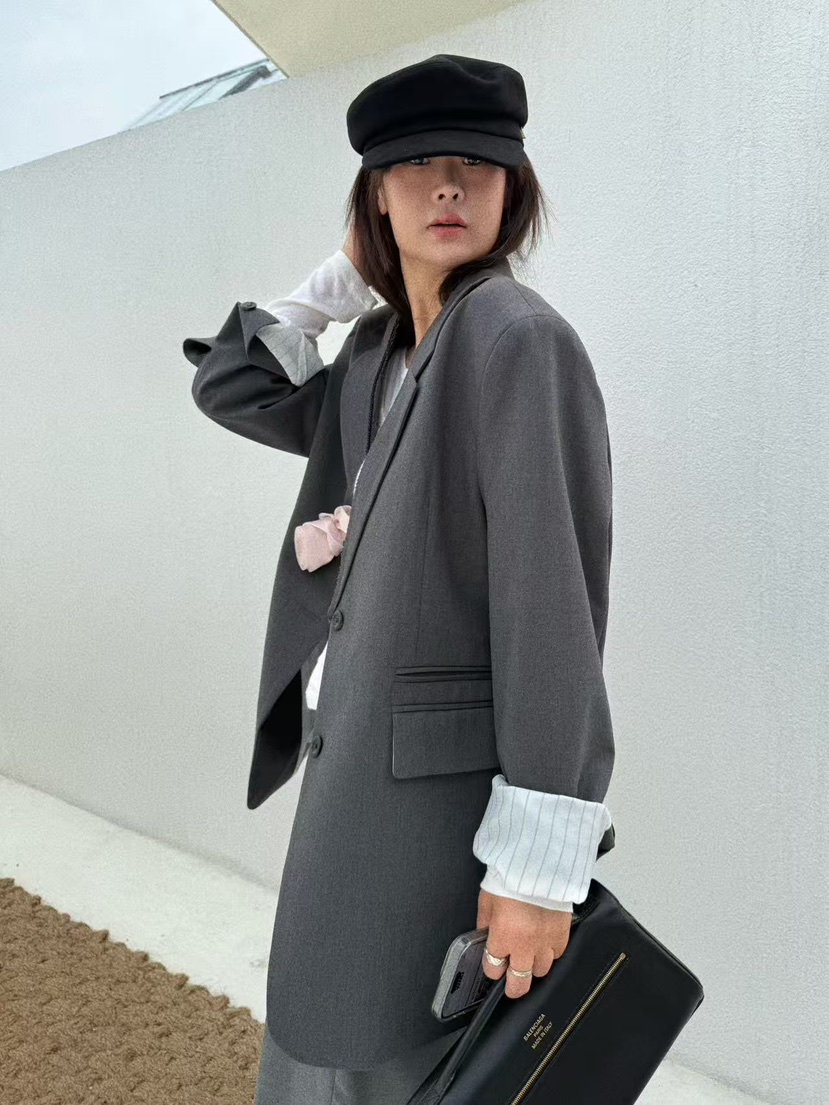 OLI SEOUL東大門㊣直郵女裝新品人氣熱賣時尚職業25秋夏夾克OLI SEOUL夾克