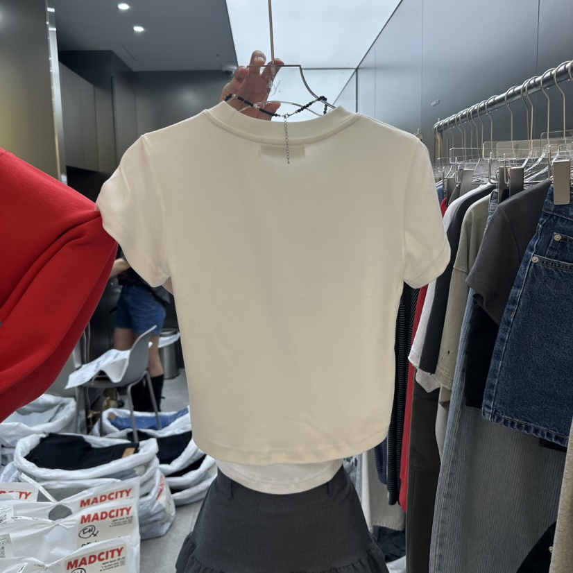 MADCITY東大門㊣實拍女士新品熱賣25春夏時尚真品T恤不含飾品MADCITYT恤
