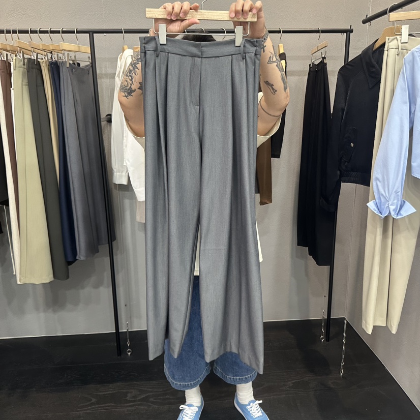 FLAMME TOIT韓國直郵㊣女裝新品25春夏推薦職業休閑褲紐扣FLAMME TOIT休閑褲圖色2
