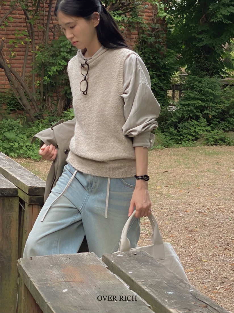 OVER RICH韓國代購㊣女士新款25秋冬熱賣人氣吊帶背心羊駝OVER RICH吊帶/背心