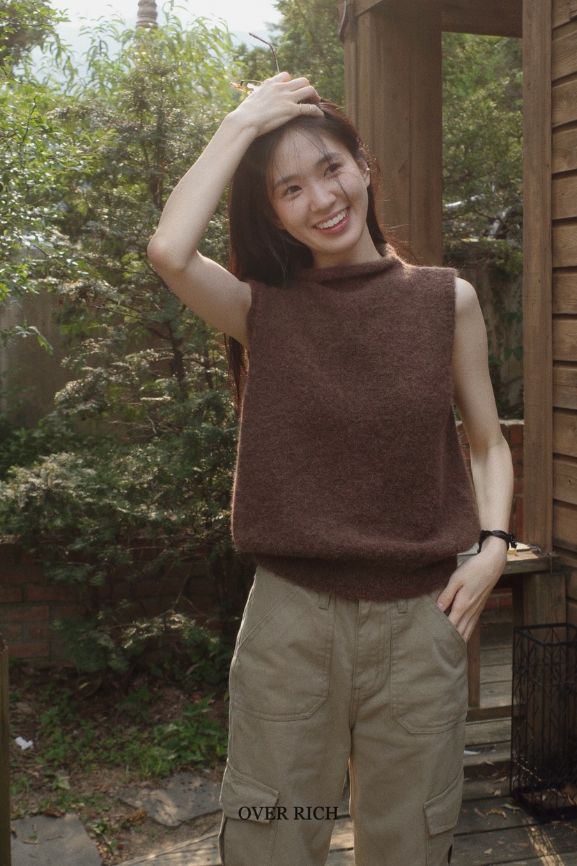 OVER RICH韓國代購㊣女士新款25秋冬熱賣人氣吊帶背心羊駝OVER RICH吊帶/背心