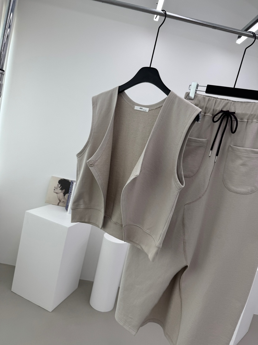 RED-A韓國直郵㊣女士新品職業人氣推薦真品休閑25秋冬馬甲RED-A馬甲