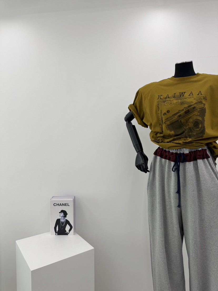 RED-A東大門㊣實拍女士新品熱賣25秋冬休閑職業推薦人氣T恤RED-AT恤