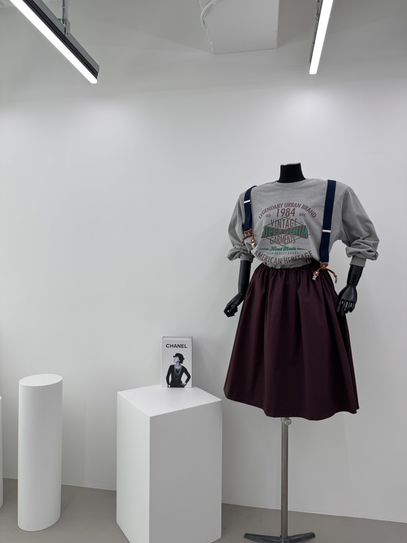 RED-A韓國直郵㊣女士新款休閑時尚真品熱賣職業推薦長袖T恤RED-A長袖T恤