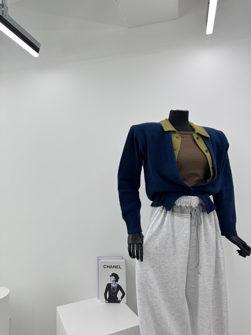 RED-A東大門㊣實拍女士新品25秋冬休閑真品熱賣針織衫開衫RED-A針織衫
