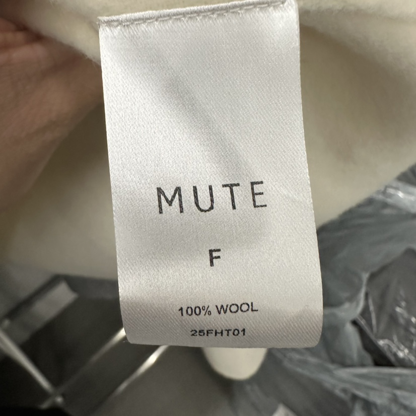 MUTE-P東大門㊣實拍女裝新款職業推薦25秋冬休閑人氣熱賣衛衣MUTE衛衣