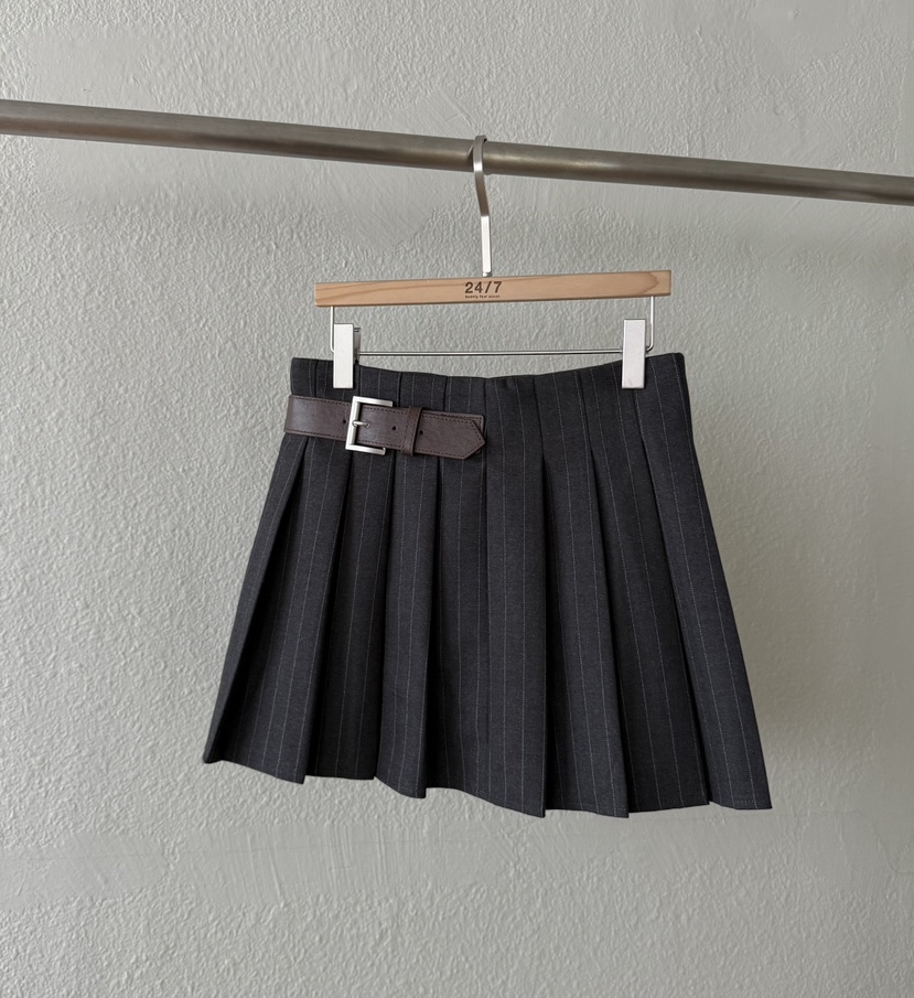 TWENTY FOUR SEVEN24-7東大門㊣直郵女裝新品真品熱賣短裙TEWNTY FOUR SEVEN24-7短裙圖色1