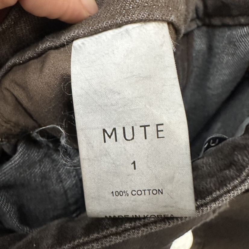 MUTE-P韓國代購㊣女裝新款推薦熱賣25秋冬休閑職業真品牛仔褲MUTE牛仔褲