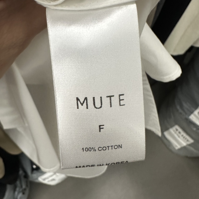 MUTE-P韓國直郵㊣女裝新品休閑熱賣25秋冬真品時尚襯衫蕾絲衫MUTE襯衫/蕾絲衫