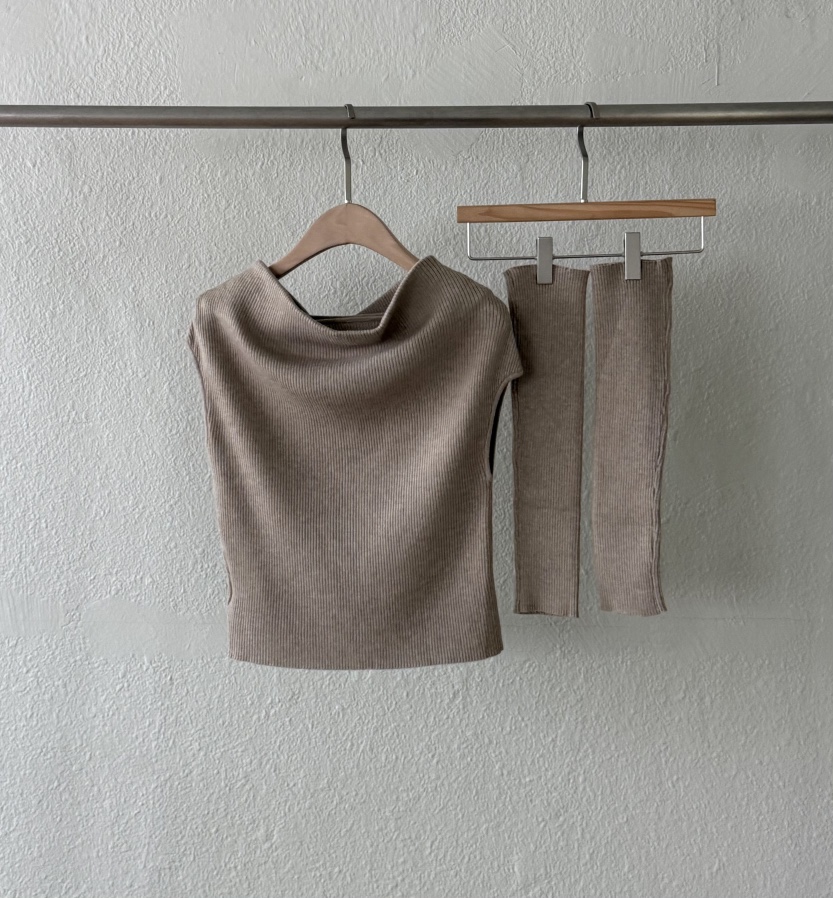 TWENTY FOUR SEVEN24-7東大門㊣代購女裝新品真品熱賣套裝TEWNTY FOUR SEVEN24-7套裝