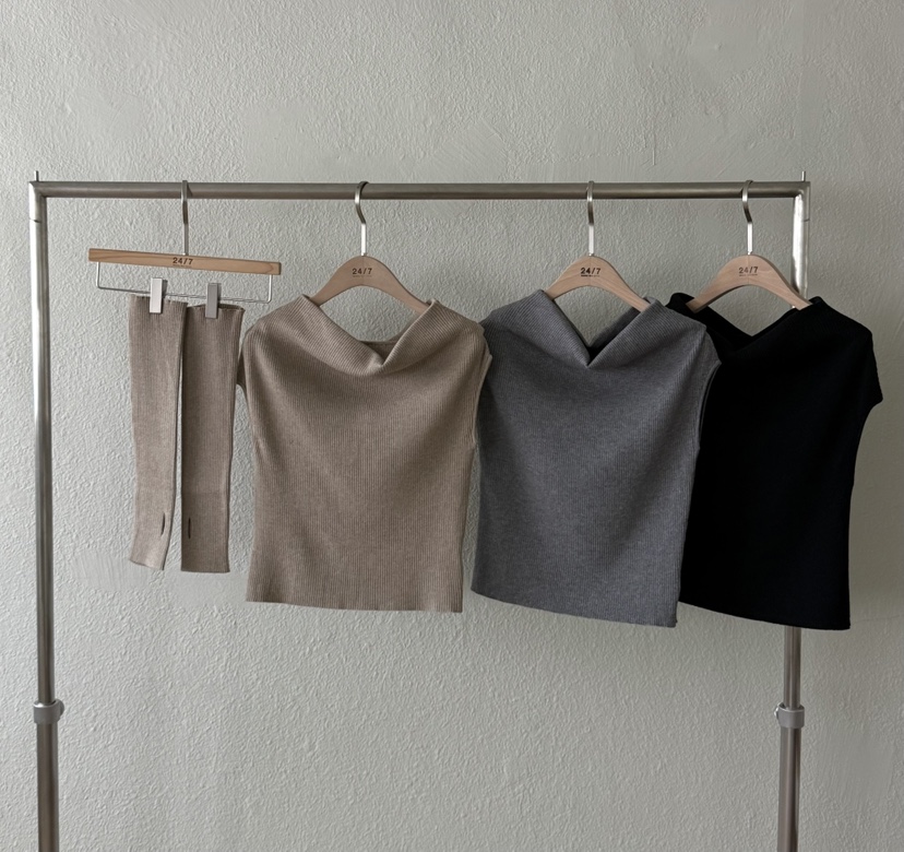 TWENTY FOUR SEVEN24-7東大門㊣代購女裝新品真品熱賣套裝TEWNTY FOUR SEVEN24-7套裝