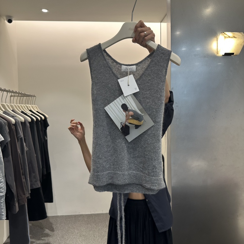 ALTER東大門㊣直郵女士新品真品人氣職業熱賣推薦休閑吊帶背心Alter吊帶/背心圖色2