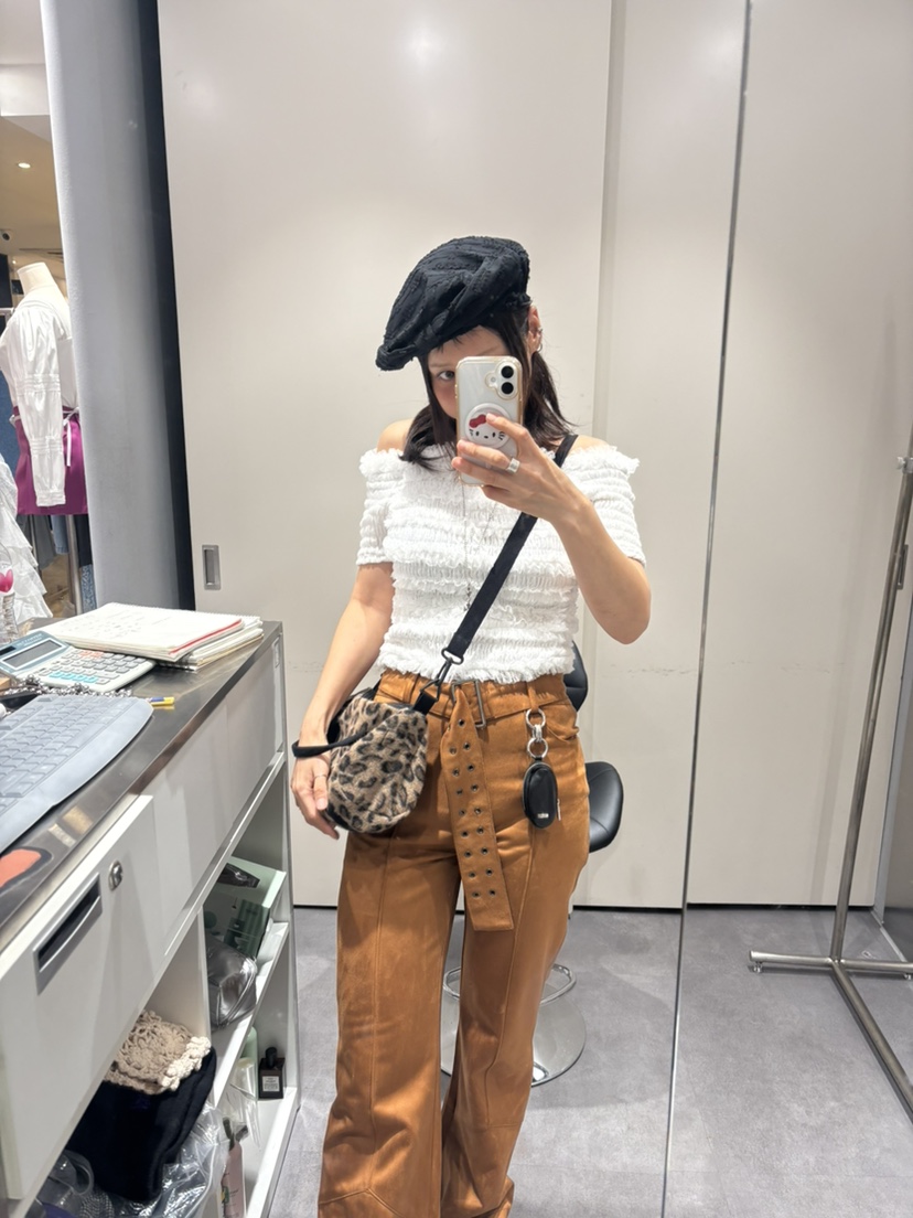 PLATFORM-L東大門㊣實拍女士新品25秋冬推薦襯衫蕾絲衫花朵PLATFORM襯衫/蕾絲衫