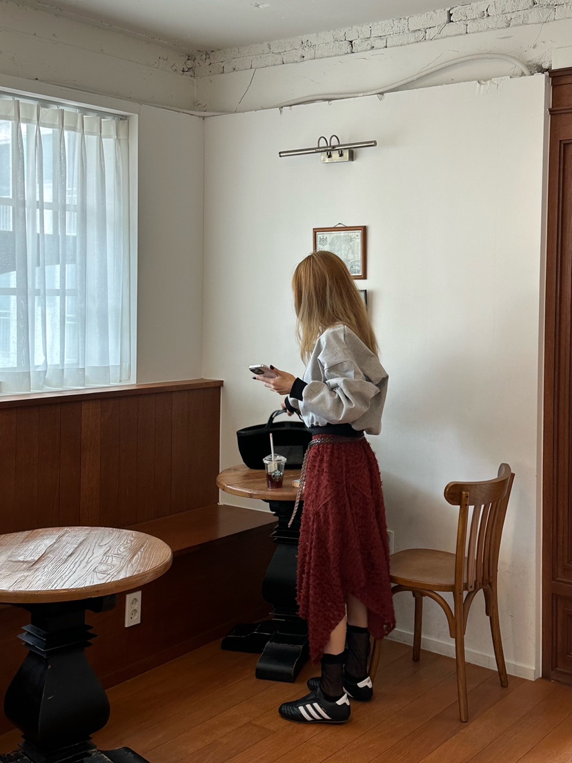 ZEROZERO韓國代購㊣女裝新品推薦半身裙中短裙不含腰帶花朵ZEROZERO半身裙/中短裙