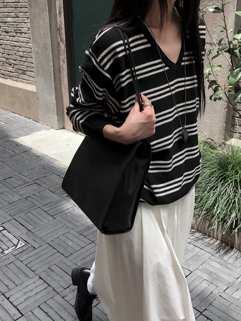 LE BUTTER東大門㊣代購女裝新款25秋冬真品推薦職業針織衫V領LE BUTTER針織衫