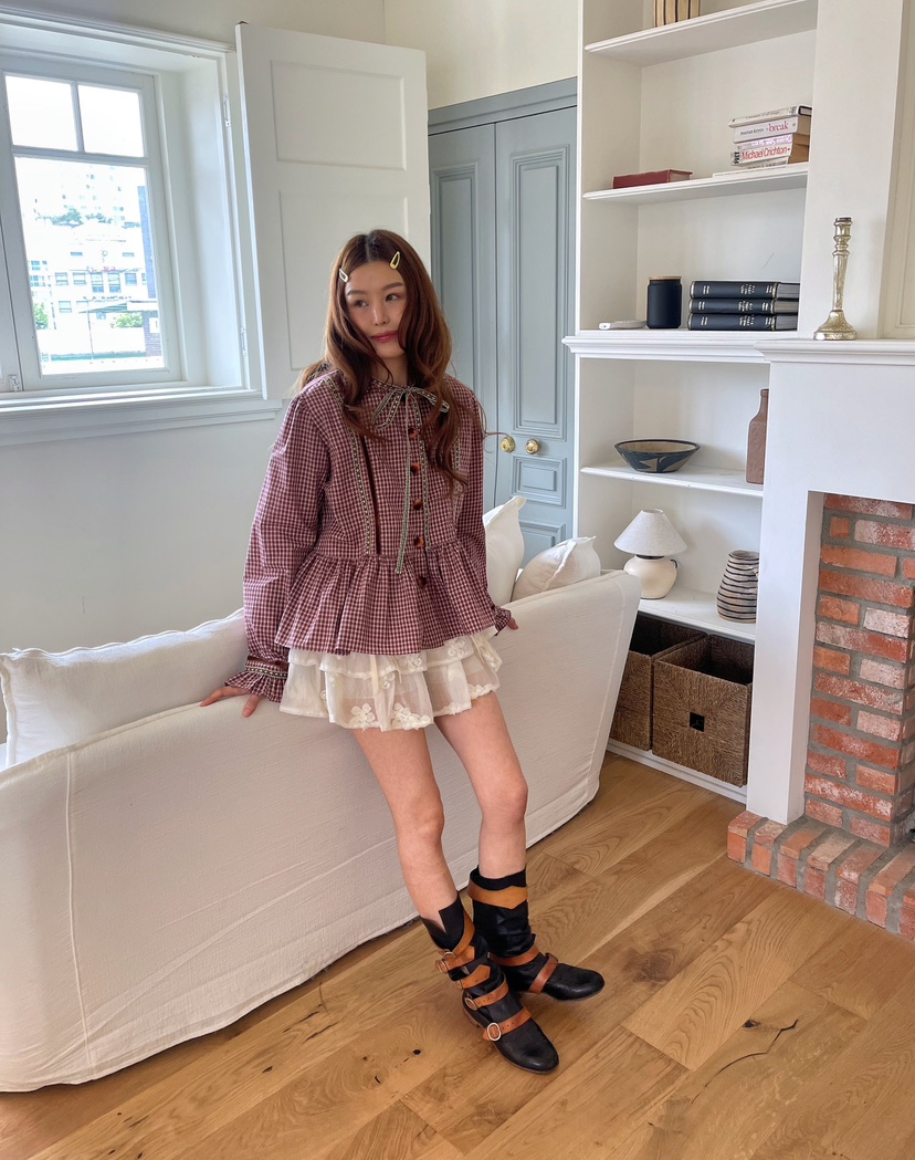 BOUTIQUE-L韓國代購㊣女裝新品25秋冬時尚職業推薦襯衫蕾絲衫BOUTIQUE-L襯衫/蕾絲衫