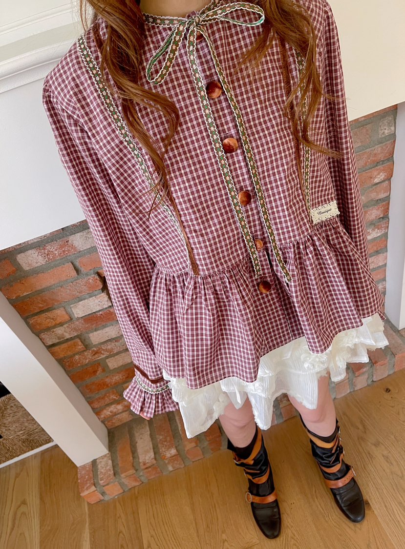 BOUTIQUE-L韓國代購㊣女裝新品25秋冬時尚職業推薦襯衫蕾絲衫BOUTIQUE-L襯衫/蕾絲衫