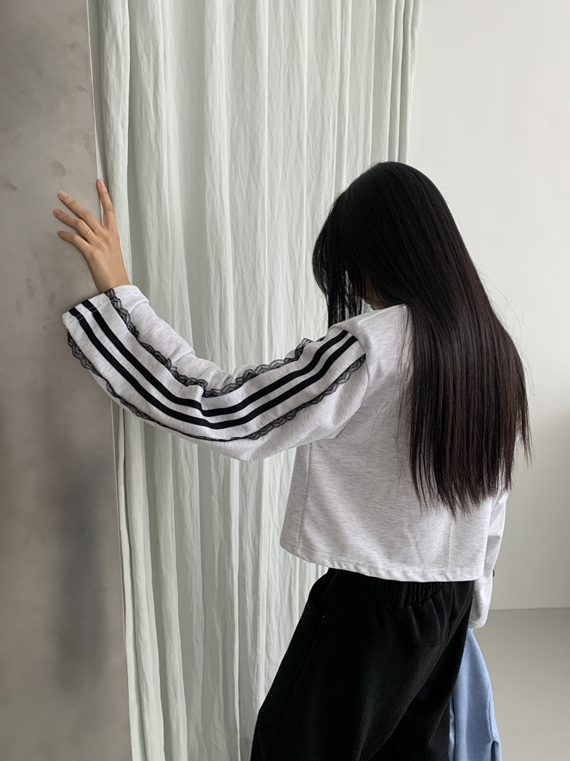 COME OPEN東大門㊣代購女裝新品真品推薦人氣長袖T恤短款蕾絲COMP-(COME OPEN)長袖T恤