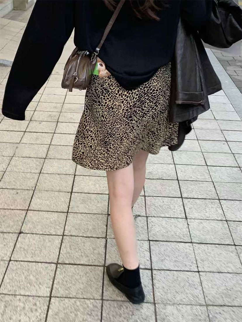 STRAWBERRY東大門㊣實拍女裝新款真品職業休閑半身裙中短裙STRAWBERRY半身裙/中短裙