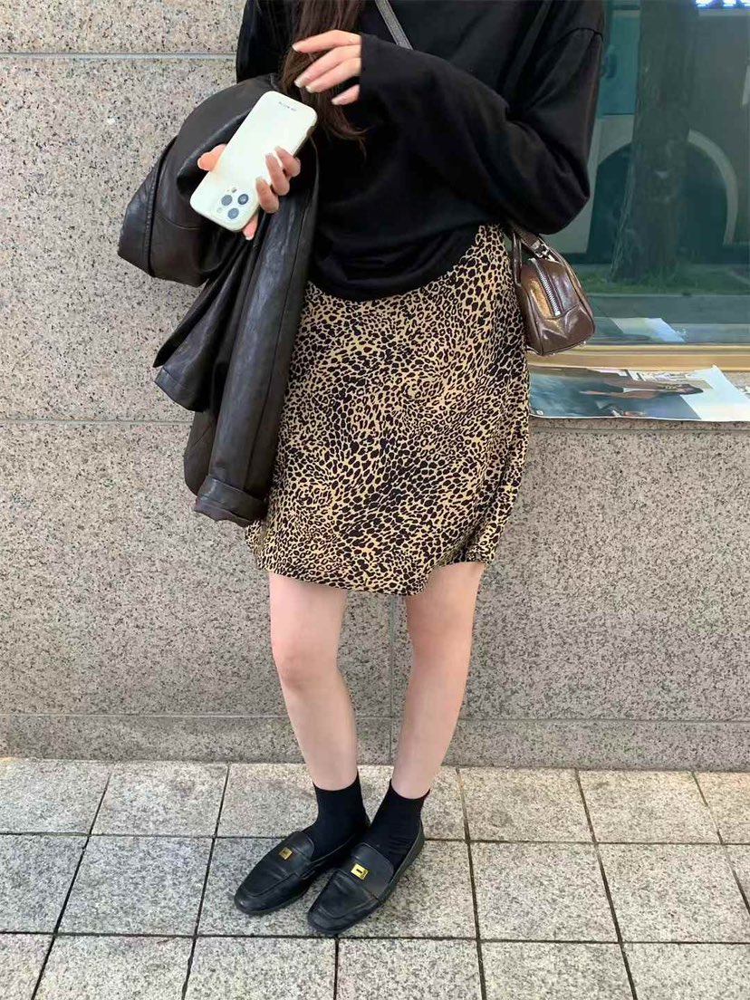 STRAWBERRY東大門㊣實拍女裝新款真品職業休閑半身裙中短裙STRAWBERRY半身裙/中短裙