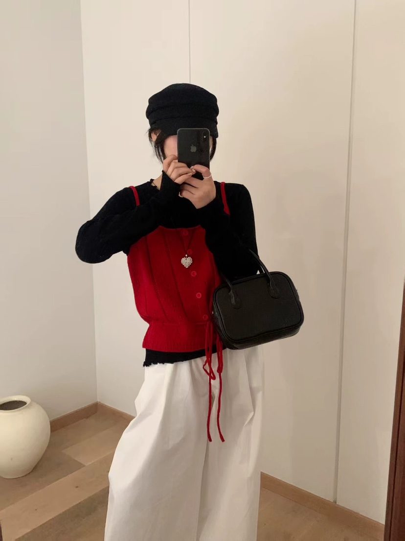 STRAWBERRY東大門㊣實拍女士新品熱賣25秋冬真品時尚吊帶背心STRAWBERRY吊帶/背心