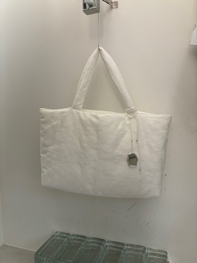 LONDON FLAT東大門㊣直郵女裝新品時尚單肩斜跨包不含配飾LONDON FLAT單肩/斜跨包圖色1