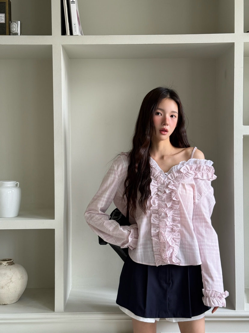 MARKE-P韓國直郵㊣女裝新款時尚休閑襯衫蕾絲衫荷葉邊格紋MARKE-P襯衫/蕾絲衫