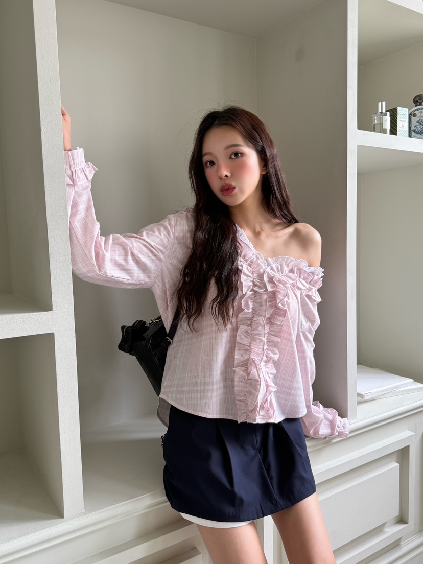 MARKE-P韓國直郵㊣女裝新款時尚休閑襯衫蕾絲衫荷葉邊格紋MARKE-P襯衫/蕾絲衫