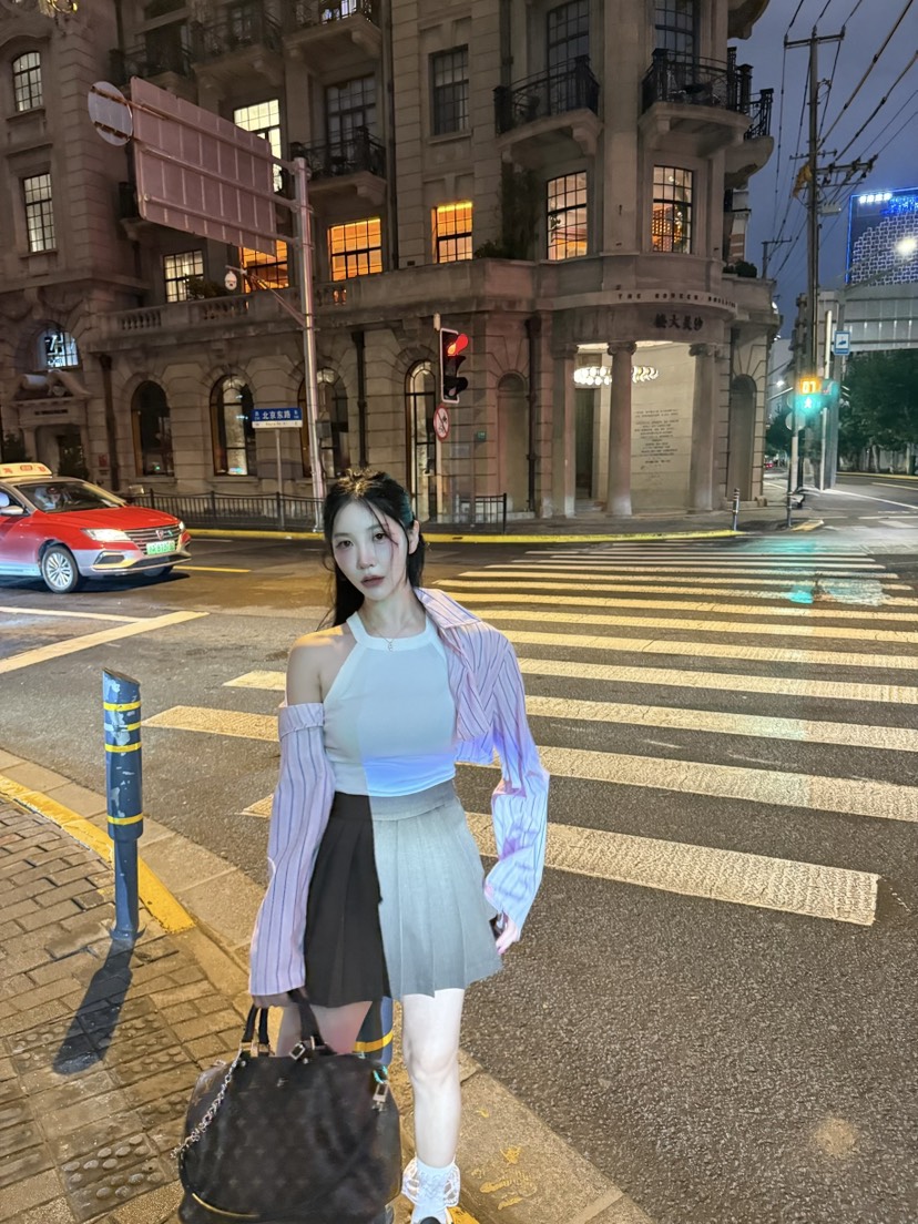 DAILY MOMENT韓國直郵㊣女裝新品人氣推薦熱賣休閑襯衫蕾絲衫DAILY MOMENT襯衫/蕾絲衫