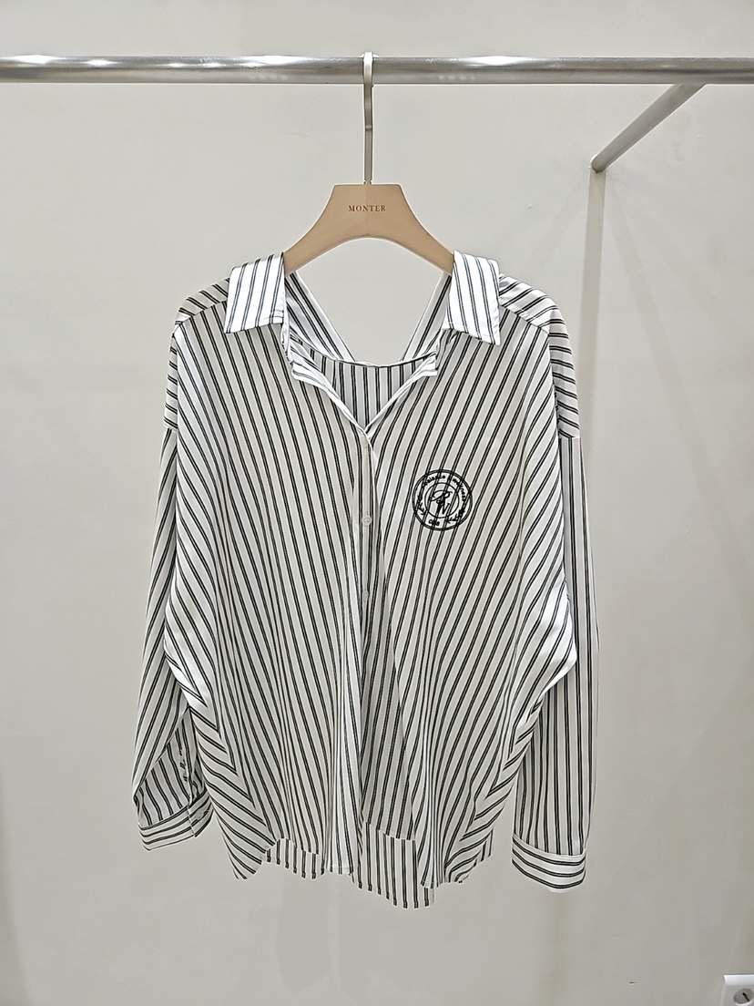MONTER東大門㊣代購女士新品熱賣時尚職業休閑襯衫蕾絲衫刺繡MONTER襯衫/蕾絲衫圖色2
