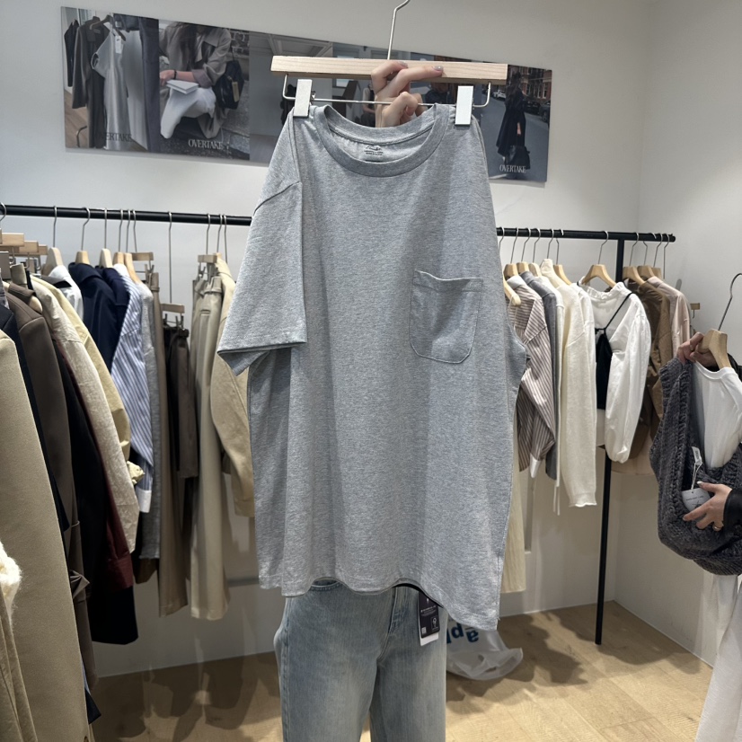 OVERTAKE東大門㊣直郵女士新品人氣時尚真品推薦職業T恤口袋OVERTAKET恤圖色2
