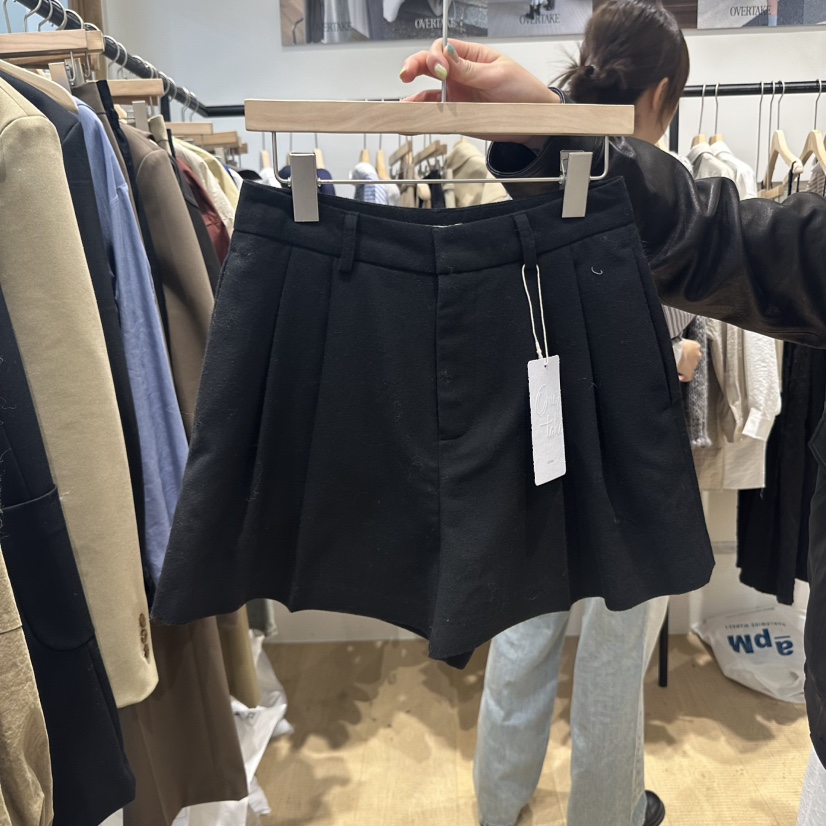 OVERTAKE韓國代購㊣女裝新品休閑真品時尚熱賣25秋冬人氣短褲OVERTAKE短褲圖色2