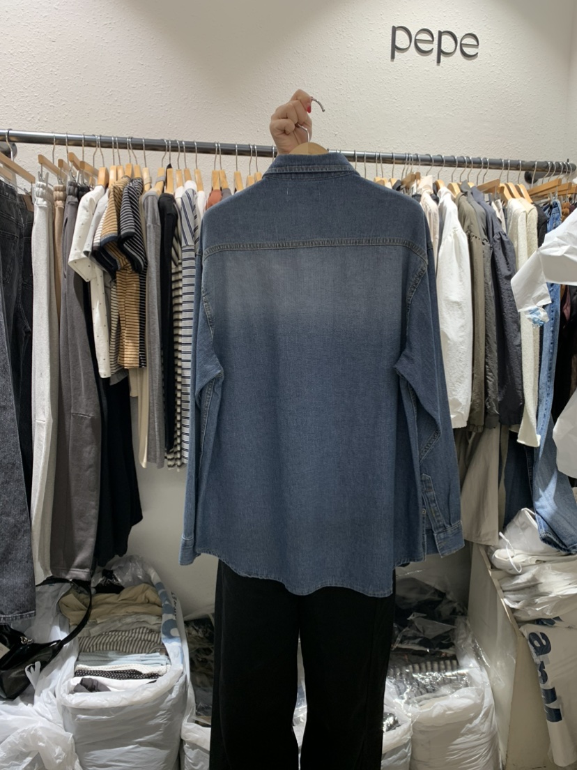 ALMOND PEPE韓國代購㊣女裝新款人氣熱賣真品25秋冬襯衫蕾絲衫ALMOND PEPE襯衫/蕾絲衫