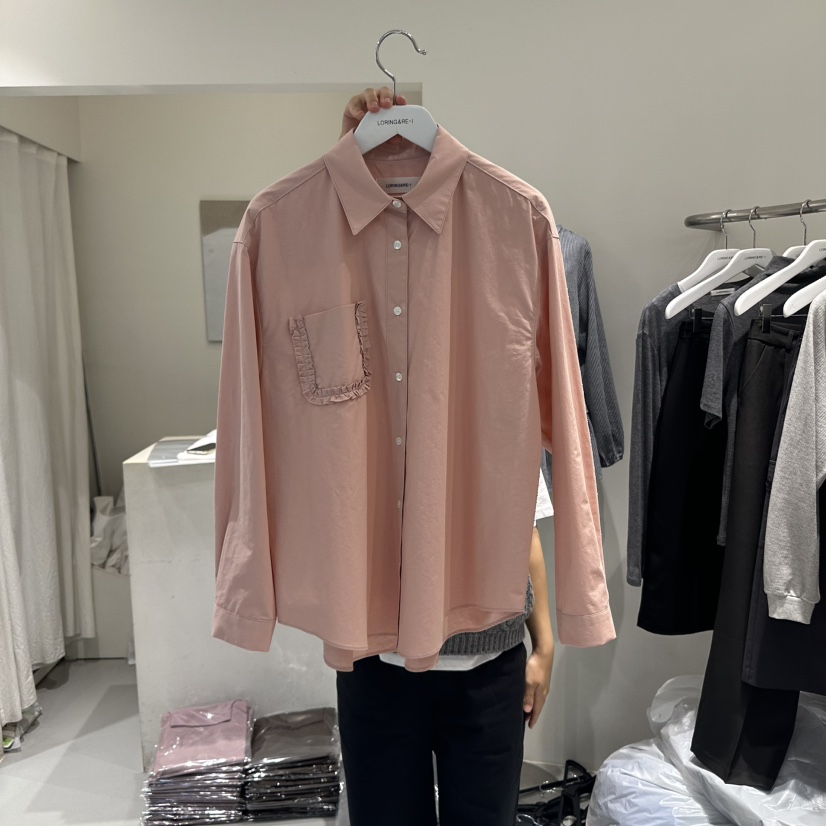 LORING RE I韓國代購㊣女士新品熱賣襯衫蕾絲衫荷葉邊口袋LORING RE-I/BARE襯衫/蕾絲衫圖色3