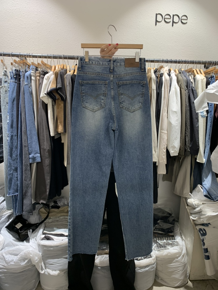 ALMOND PEPE東大門㊣代購女士新品時尚推薦熱賣真品牛仔褲ALMOND PEPE牛仔褲