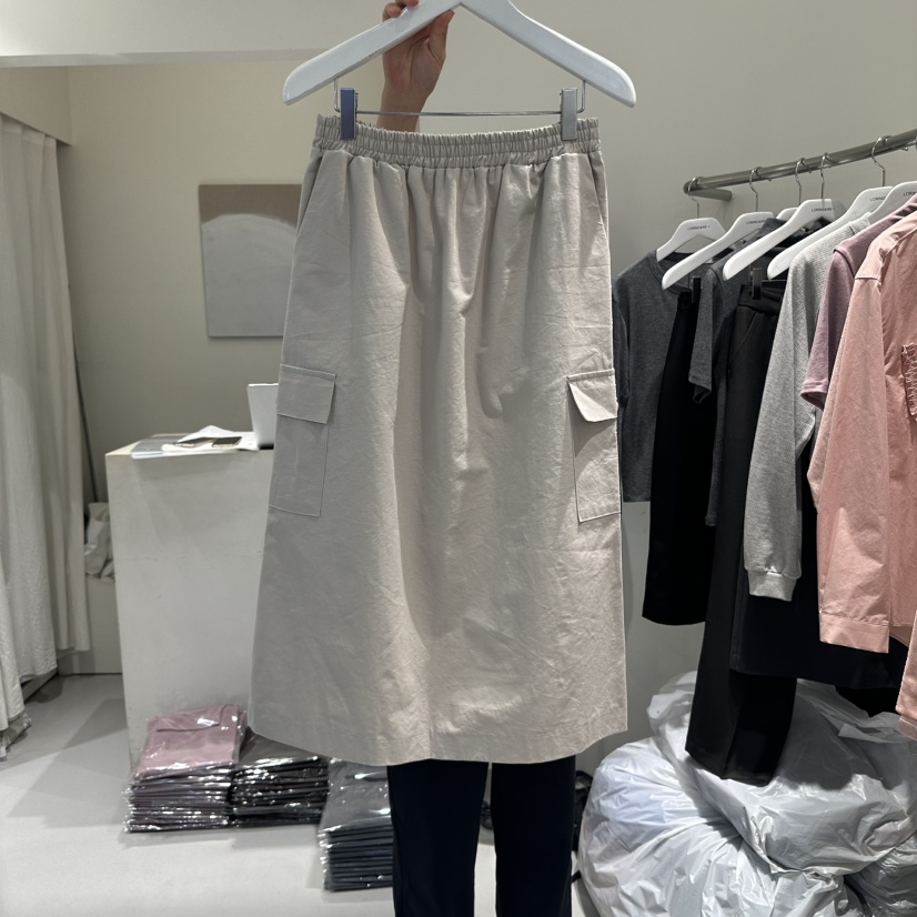 LORING RE I東大門㊣實拍女士新品25秋冬推薦人氣長裙紐扣LORING RE-I/BARE長裙圖色1