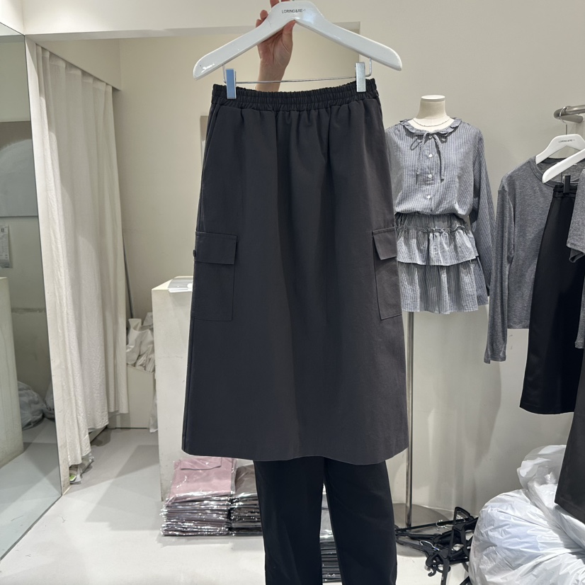 LORING RE I東大門㊣實拍女士新品25秋冬推薦人氣長裙紐扣LORING RE-I/BARE長裙圖色2
