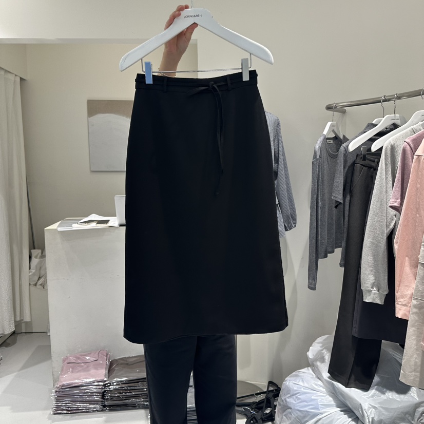 LORING RE I韓國直郵㊣女裝新品時尚真品25秋冬長裙含腰繩LORING RE-I/BARE長裙圖色2