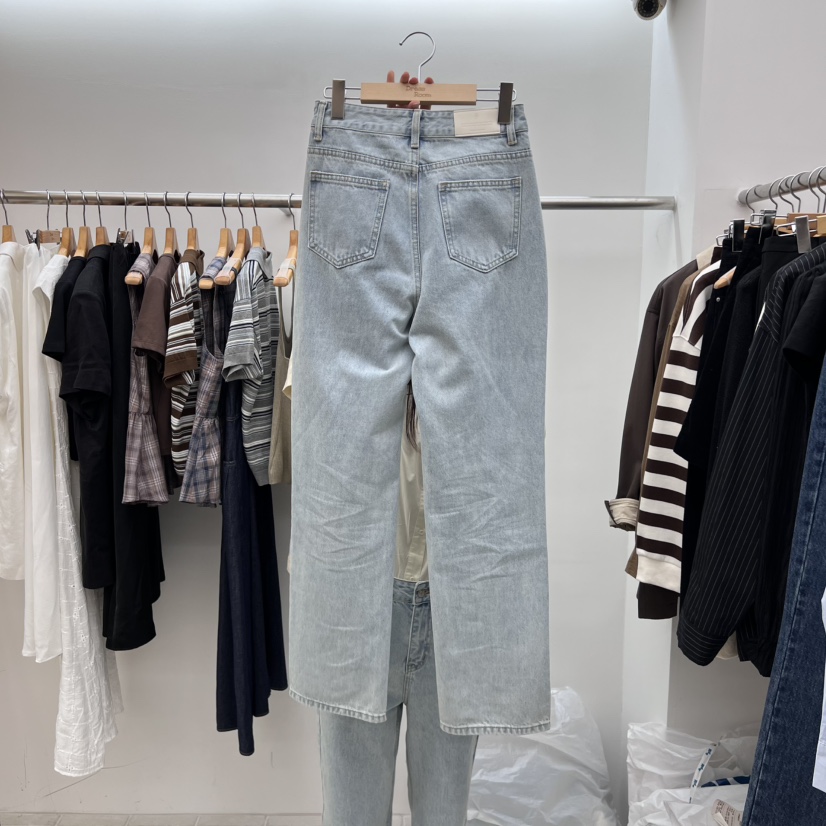 DRESS ROOM韓國代購㊣女士新款推薦時尚熱賣25秋冬真品牛仔褲DRESS ROOM牛仔褲