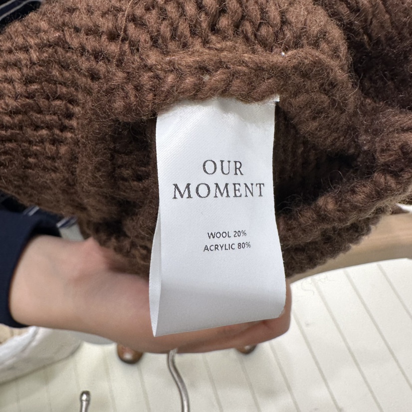 OURMOMENT東大門㊣實拍女士新品職業25秋冬吊帶背心不含內搭緊身OURMOMENT吊帶/背心