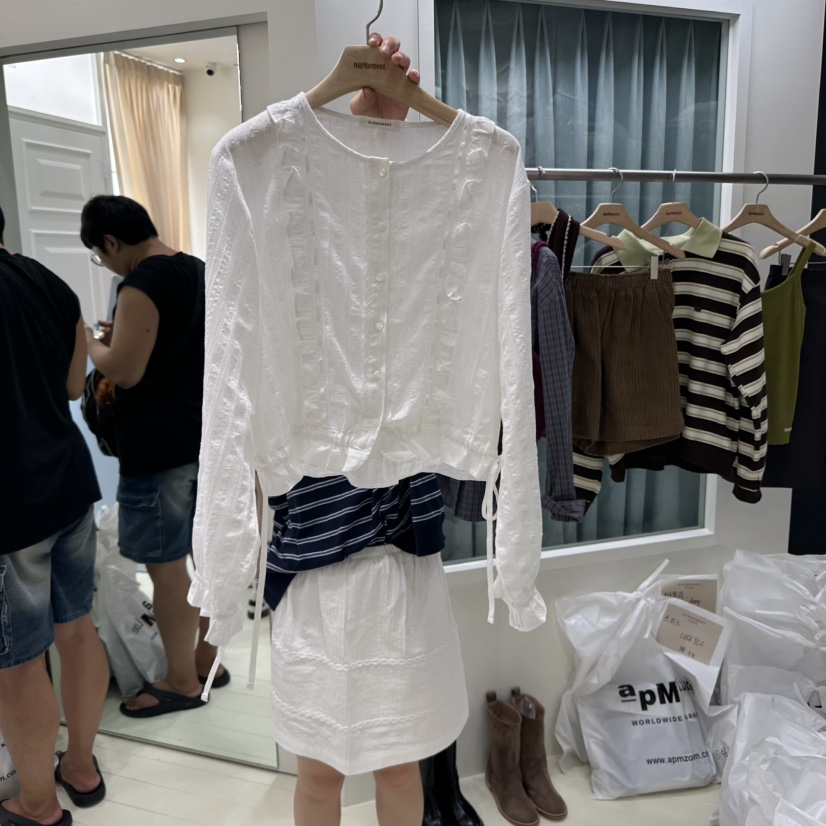OURMOMENT東大門㊣直郵女士新款時尚推薦真品熱賣襯衫蕾絲衫OURMOMENT襯衫/蕾絲衫圖色1